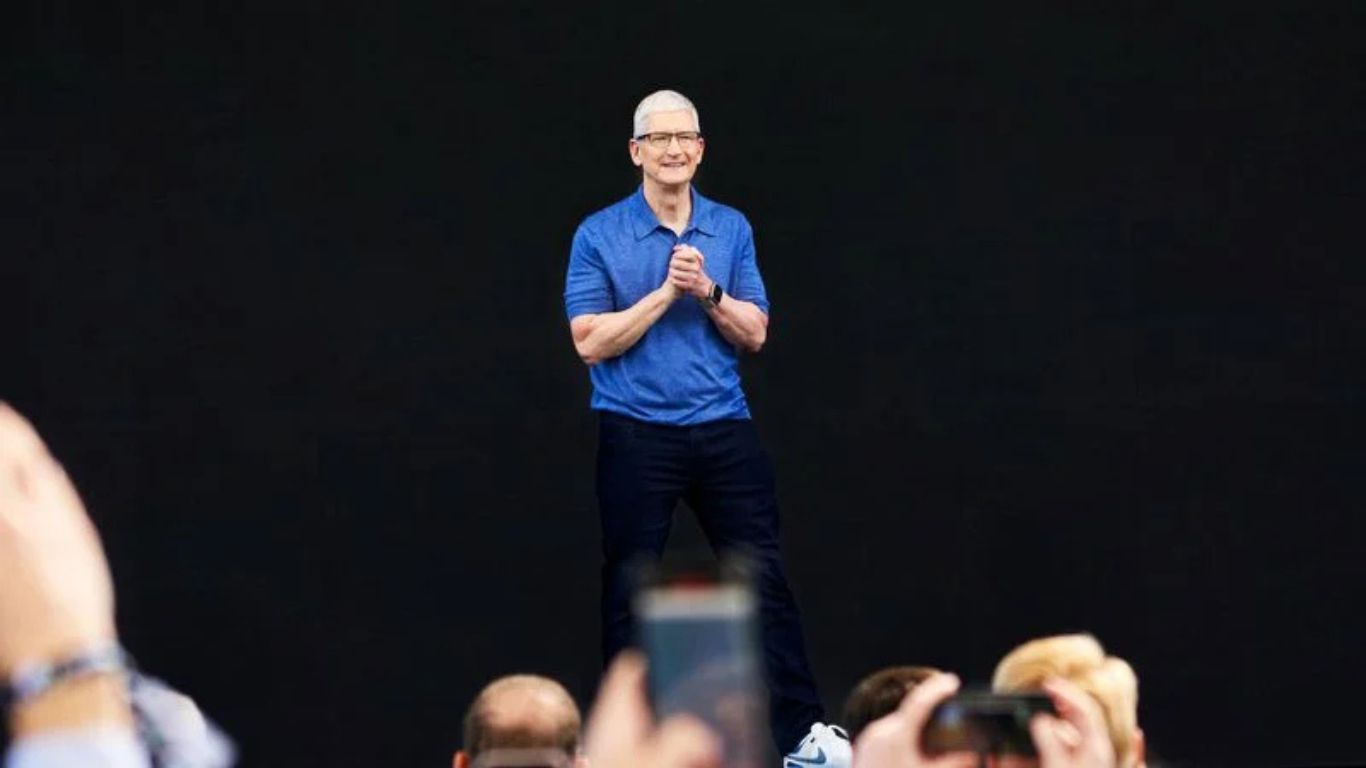 Tim-Cook-WWDC-2024