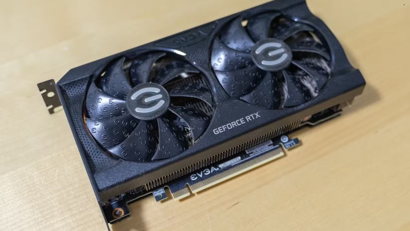 Nova grafička karta Gigabyte GeForce RTX 3060 Windforce 12GB u fabričkom pakovanju spremna za ugradnju u gejmerski računar.